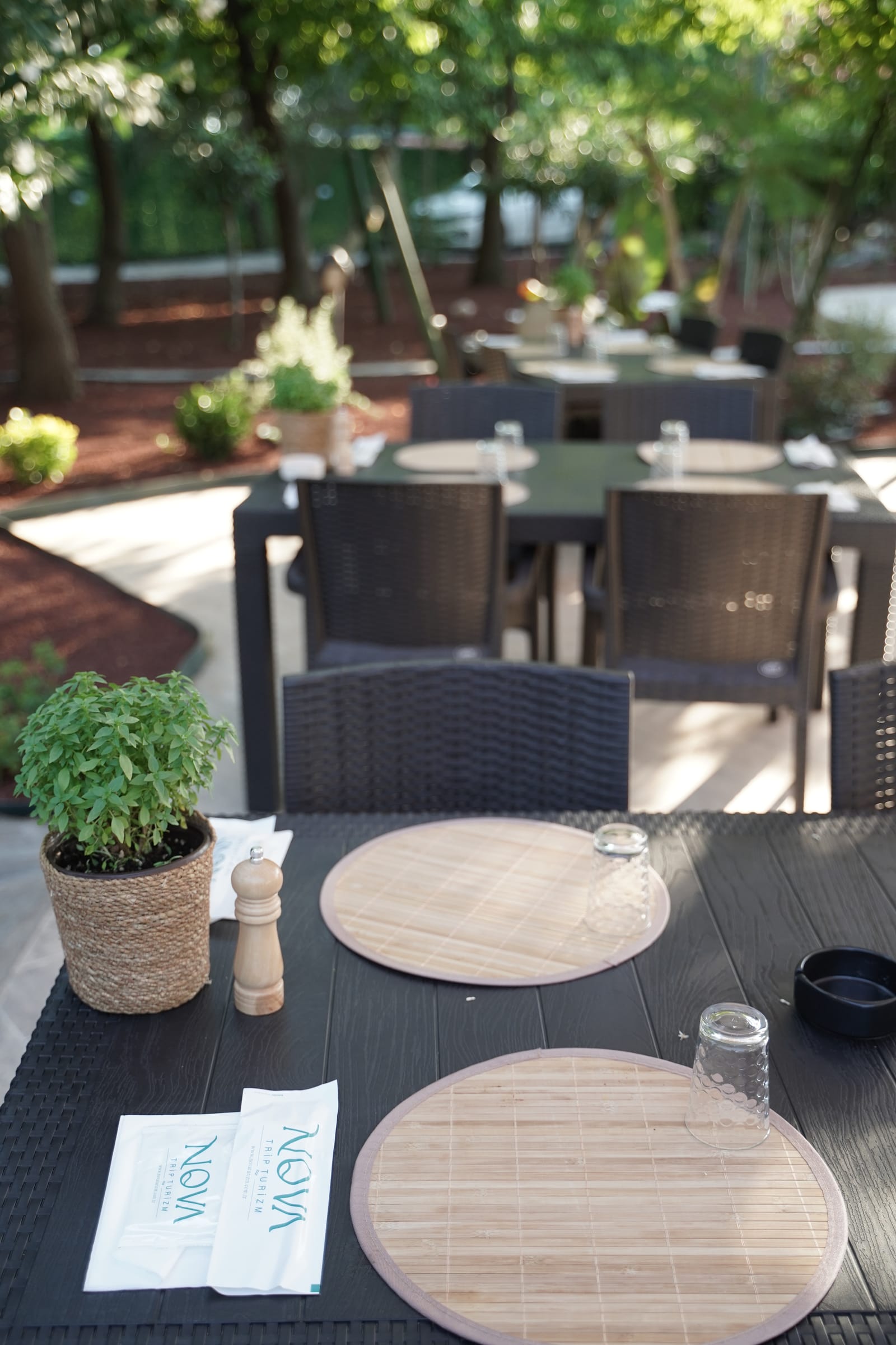 Restoran masa düzeni